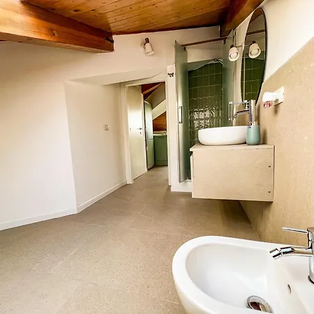 Nocleg ze śniadaniem House